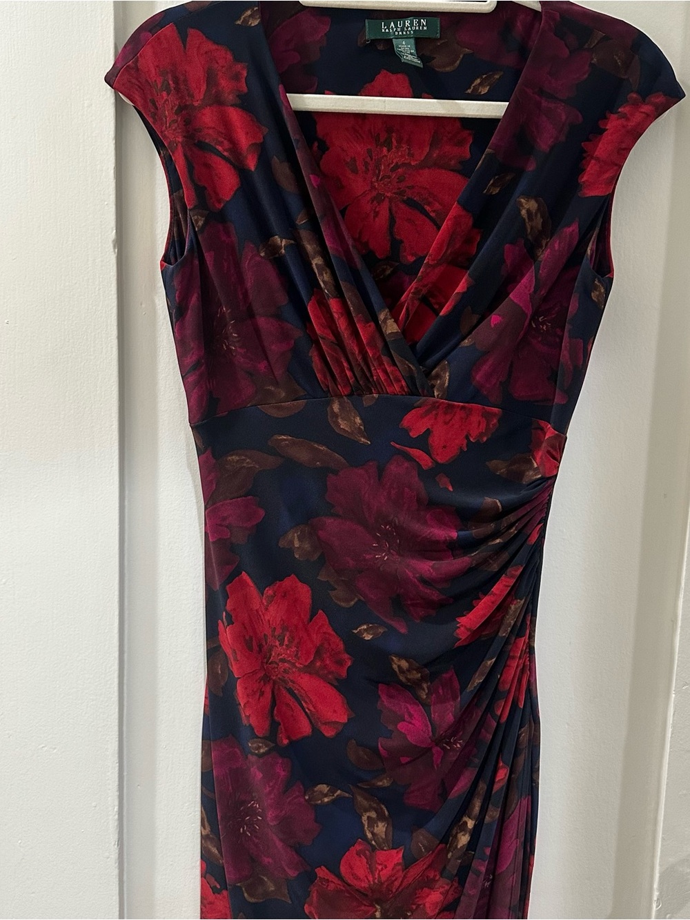Lauren Ralph Lauren Navy & Red Floral V-Neck Sheath Dress